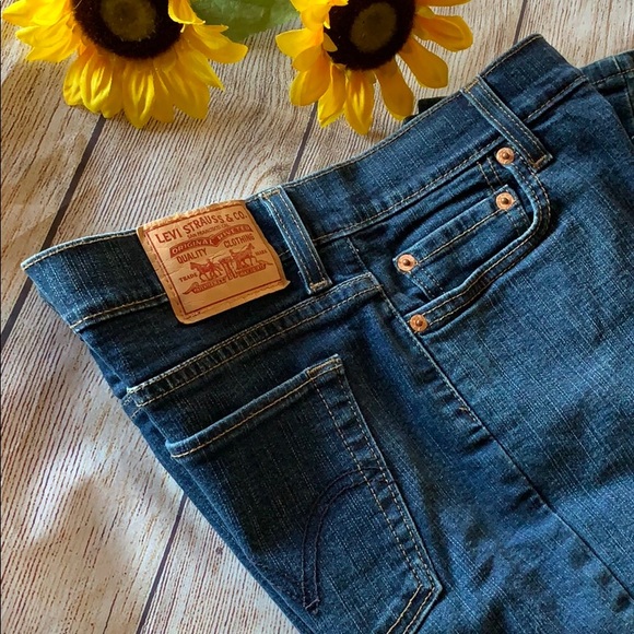 Levi's Denim - 💫Levi’s Perfectly Slimming Bootcut 512 High waist